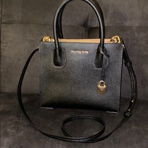 Michael Kors (black) Crossbody w/ Handle